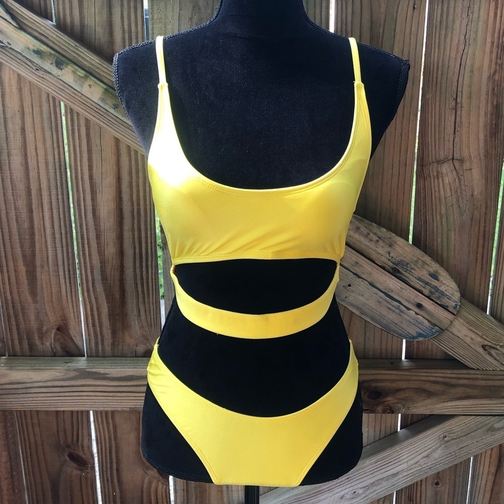 Eomenie New Yellow Lace-Up Back Hipster Bikini